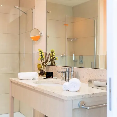 Dieholidaybucht Biograd Na Moru