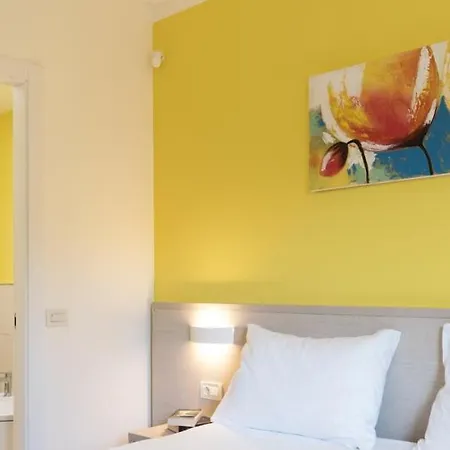 Dieholidaybucht Biograd Na Moru