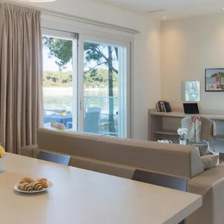 Dieholidaybucht Θέρετρο *